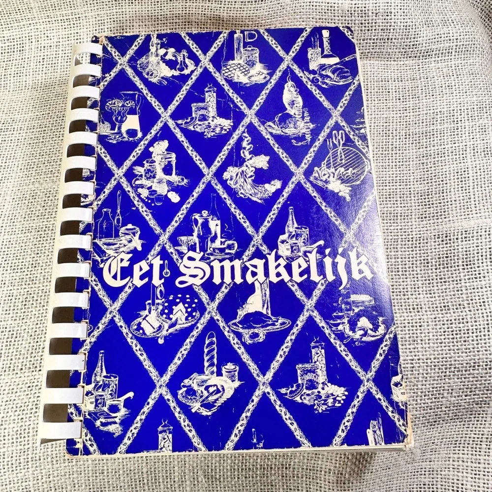 Vintage Eet Smakelijk Cookbook Jr Welfare League Holland Michigan Dutch Recipes